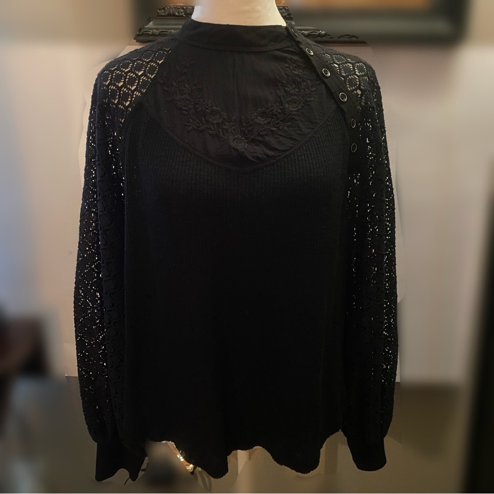 Free People Sweetest Thing Thermal Lace Top Womens Size Medium Black Mock Neck